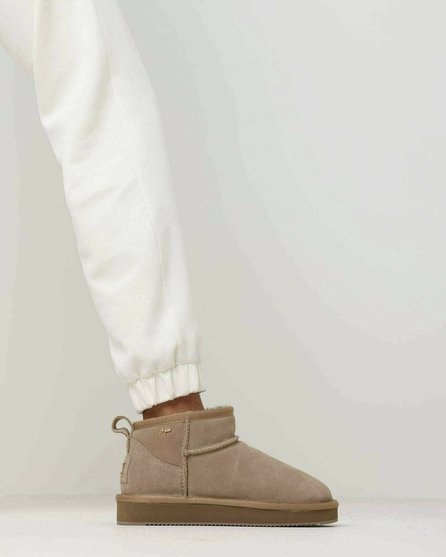 Mexx House shoe Kimo Taupe Taupe | NXFCL1470