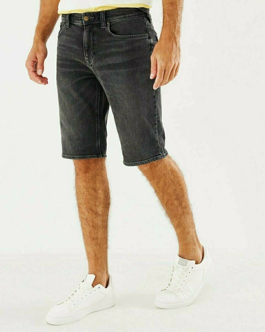 Mexx STEVE SHORT Mid waist/ Regular leg denim Black Used Czarne | PYKAQ0164
